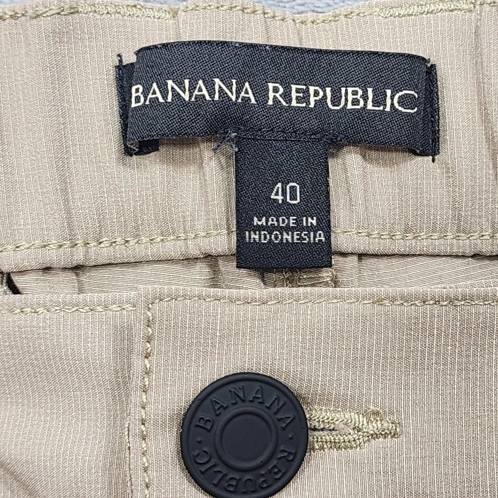 Banana Republic Shorts Mens 40 Beige Stretch Chino Elastic Waist 9 Inseam Casual